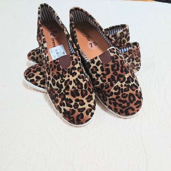 Leopard print slip-on shoes women's - Picture 5 of 16